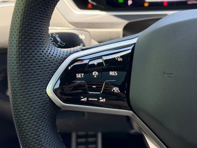 2024 Volkswagen Tiguan 2.0T SEL R-Line 4MOTION