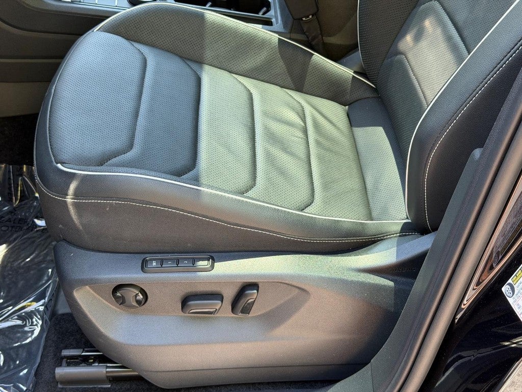 2024 Volkswagen Tiguan 2.0T SEL R-Line 4MOTION
