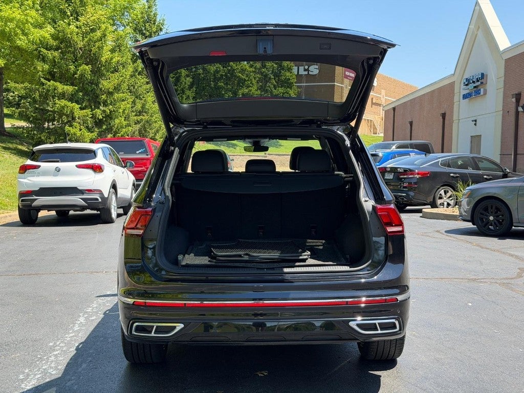 2024 Volkswagen Tiguan 2.0T SEL R-Line 4MOTION