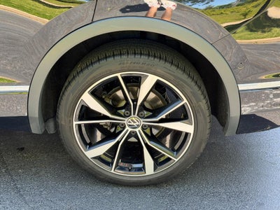 2024 Volkswagen Tiguan 2.0T SEL R-Line 4MOTION