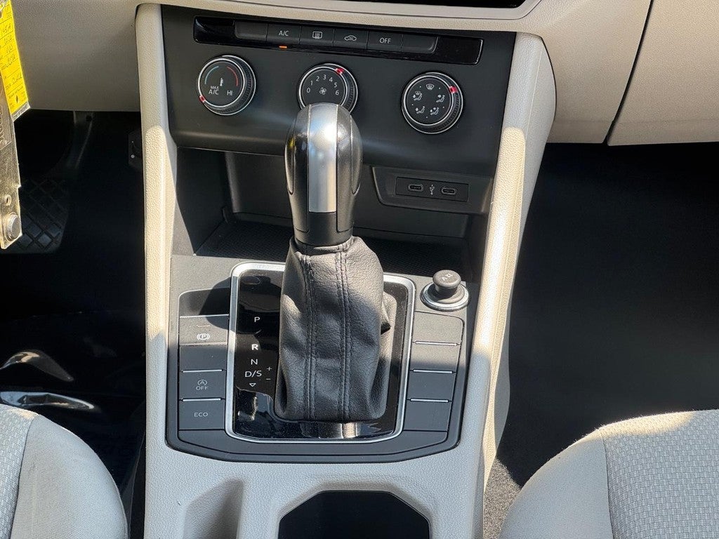 2020 Volkswagen Jetta S Auto w/ULEV