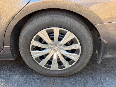 2024 Toyota Camry Hybrid LE CVT (Natl)