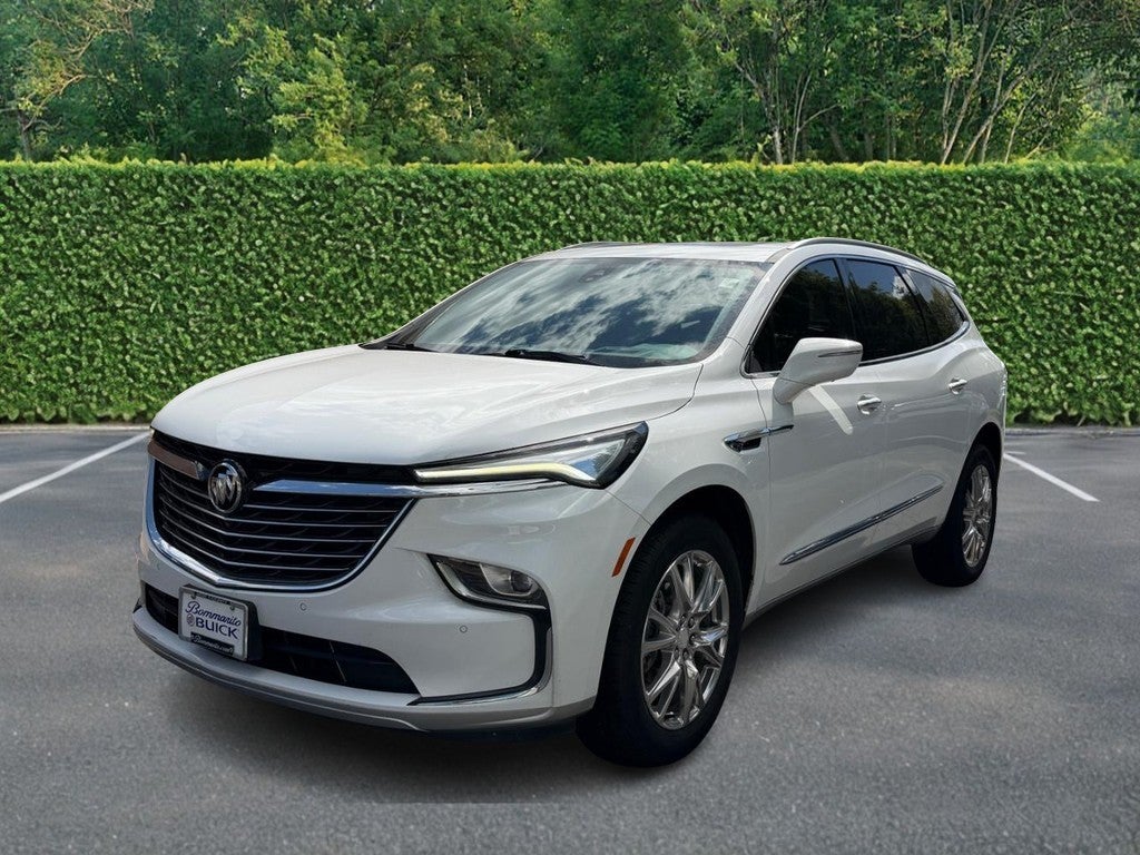 2022 Buick Enclave FWD 4dr Premium