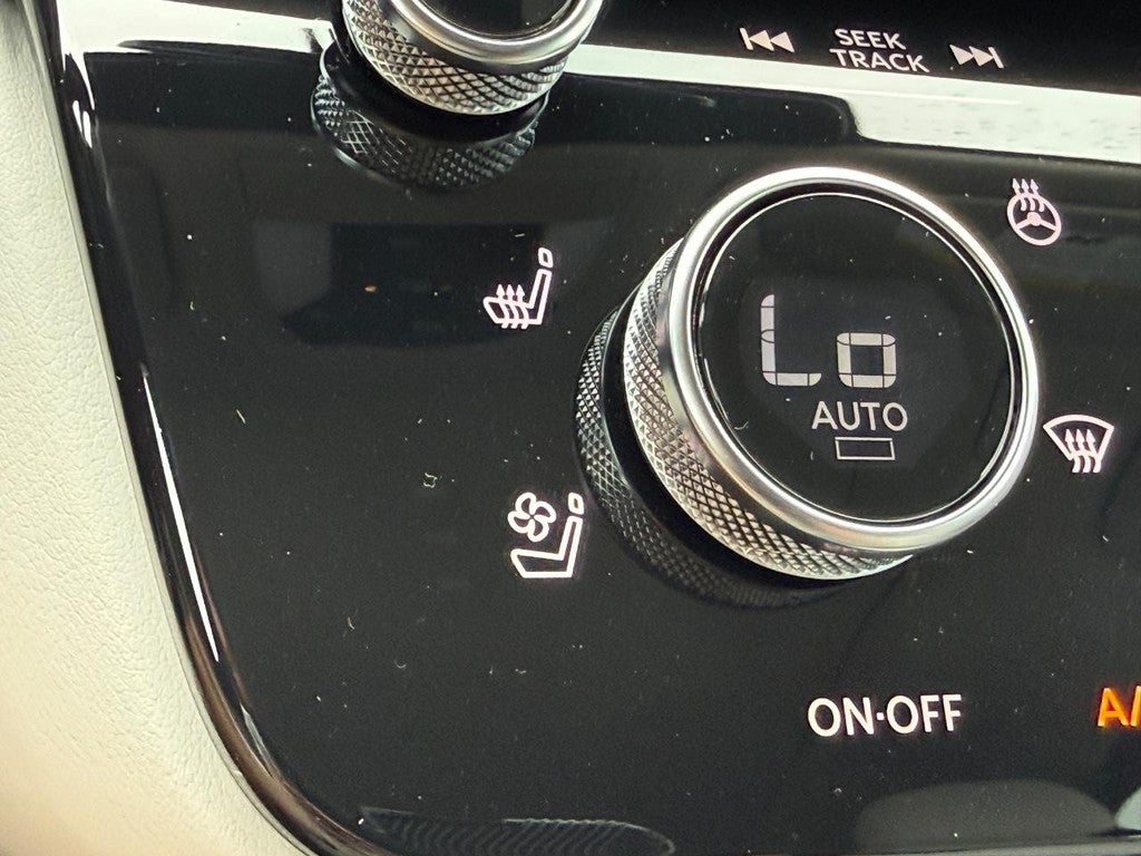 2027 INFINITI QX60 LUXE AWD