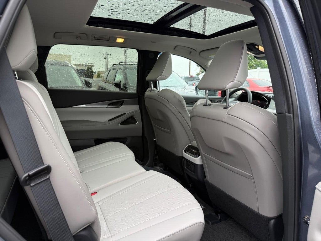 2027 INFINITI QX60 LUXE AWD