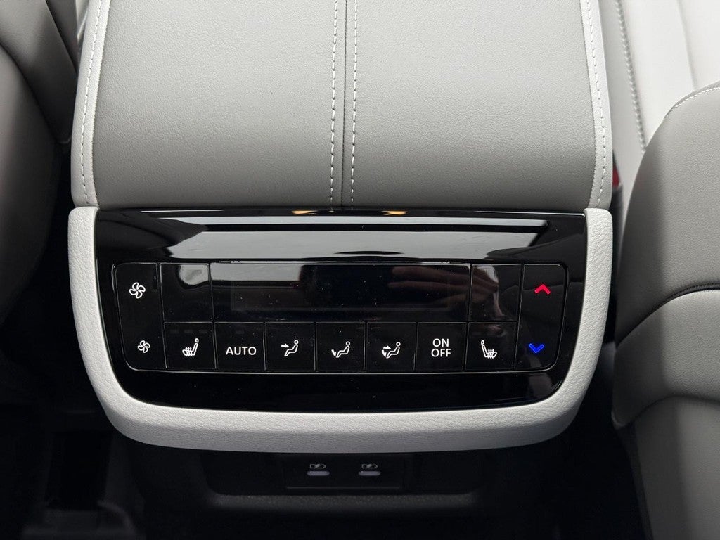 2026 INFINITI QX60 LUXE AWD