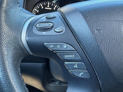 2016 Nissan Pathfinder 4WD 4dr SL