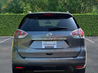 2016 Nissan Rogue AWD 4dr SL