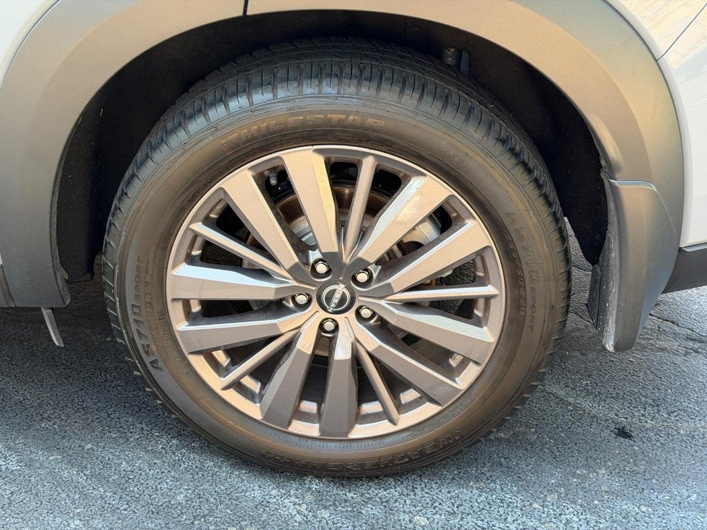 2023 Nissan Pathfinder SL 4WD
