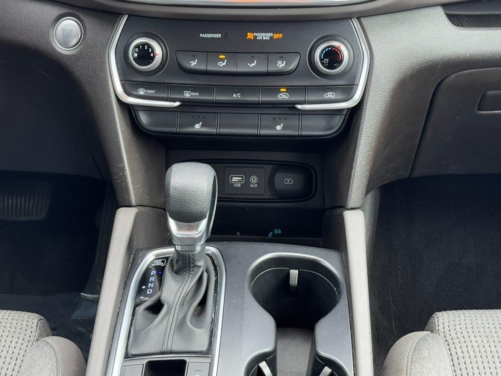 2020 Hyundai Santa Fe SEL 2.4L Auto AWD