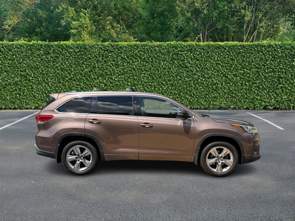 2018 Toyota Highlander Limited V6 AWD (Natl)