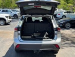 2024 Toyota Highlander LE FWD (Natl)