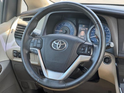 2015 Toyota Sienna 5dr 8-Pass Van XLE FWD (Natl)