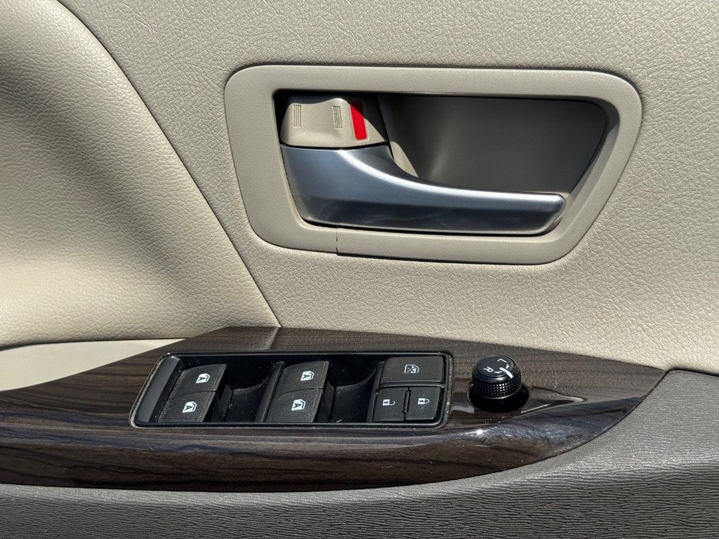 2015 Toyota Sienna 5dr 8-Pass Van XLE FWD (Natl)