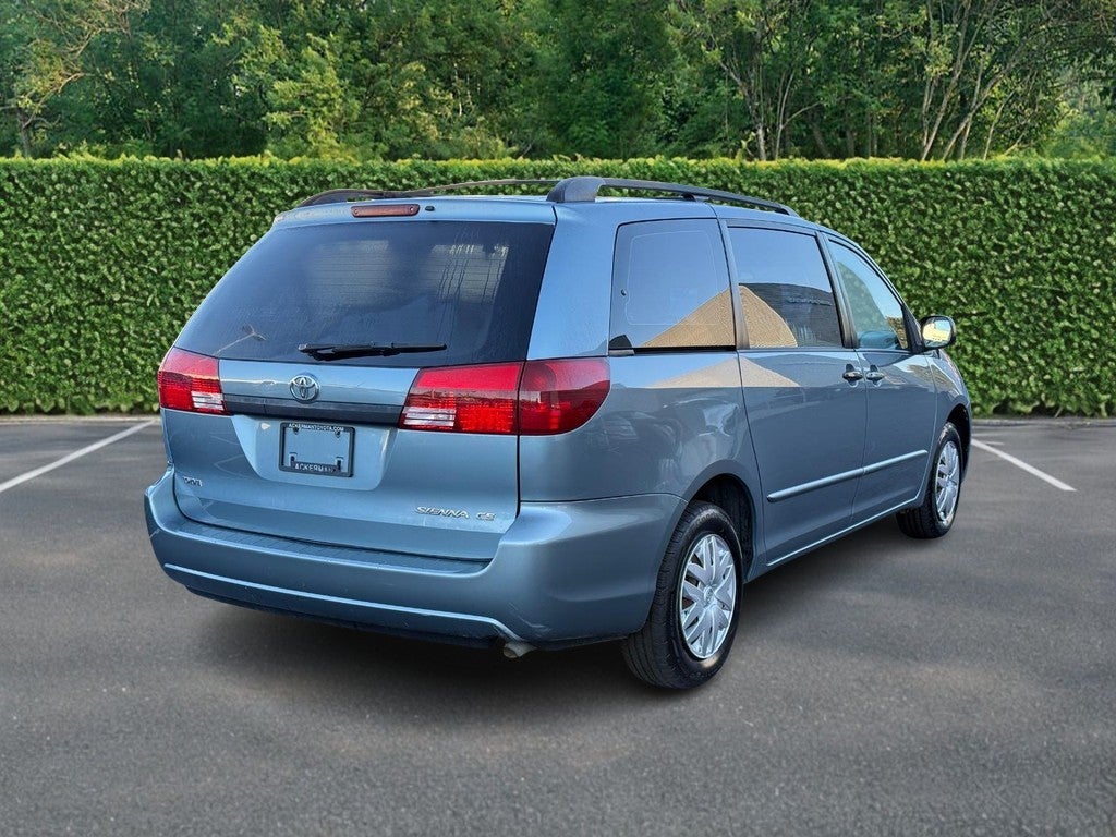 2005 Toyota Sienna 5dr CE FWD 7-Passenger (Natl)