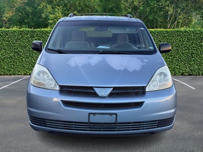 2005 Toyota Sienna 5dr CE FWD 7-Passenger (Natl)