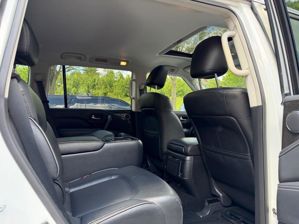 2022 INFINITI QX80 LUXE AWD