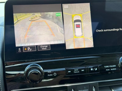 2022 INFINITI QX80 LUXE AWD