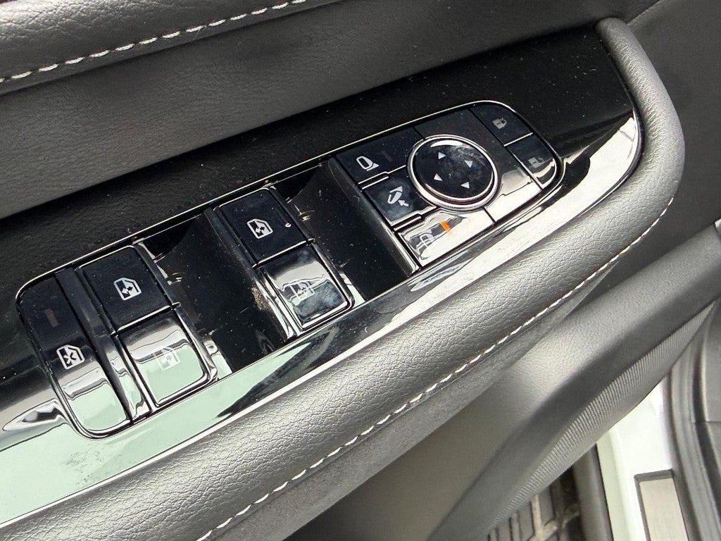 2027 INFINITI QX80 LUXE AWD