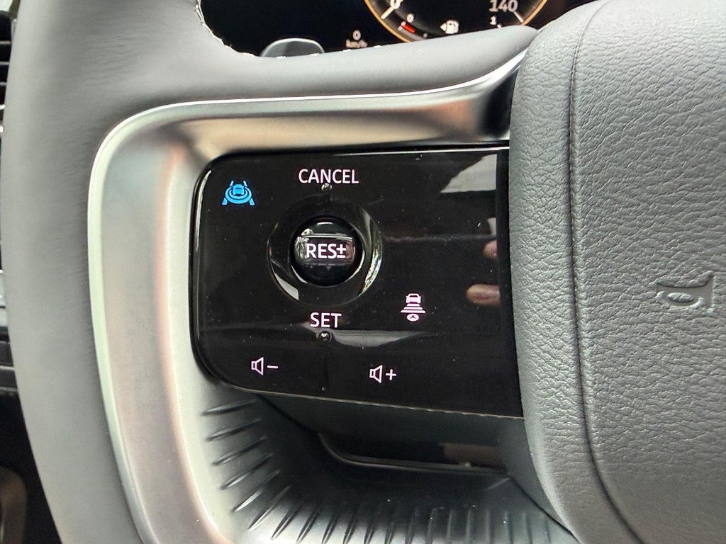 2027 INFINITI QX80 LUXE AWD