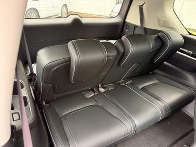 2027 INFINITI QX80 LUXE AWD