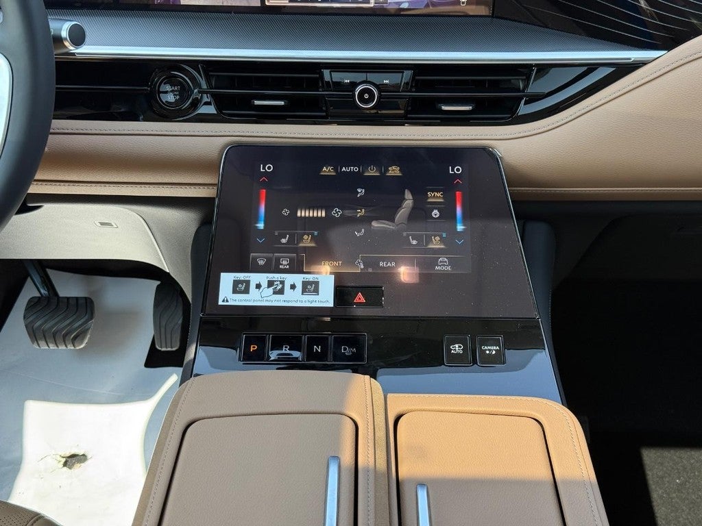 2027 INFINITI QX80 LUXE AWD