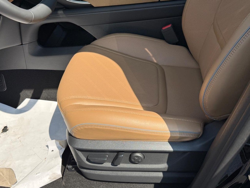 2027 INFINITI QX80 LUXE AWD