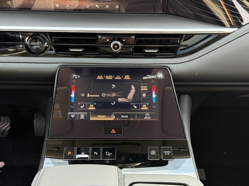 2027 INFINITI QX80 LUXE AWD