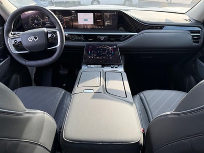 2027 INFINITI QX80 LUXE AWD