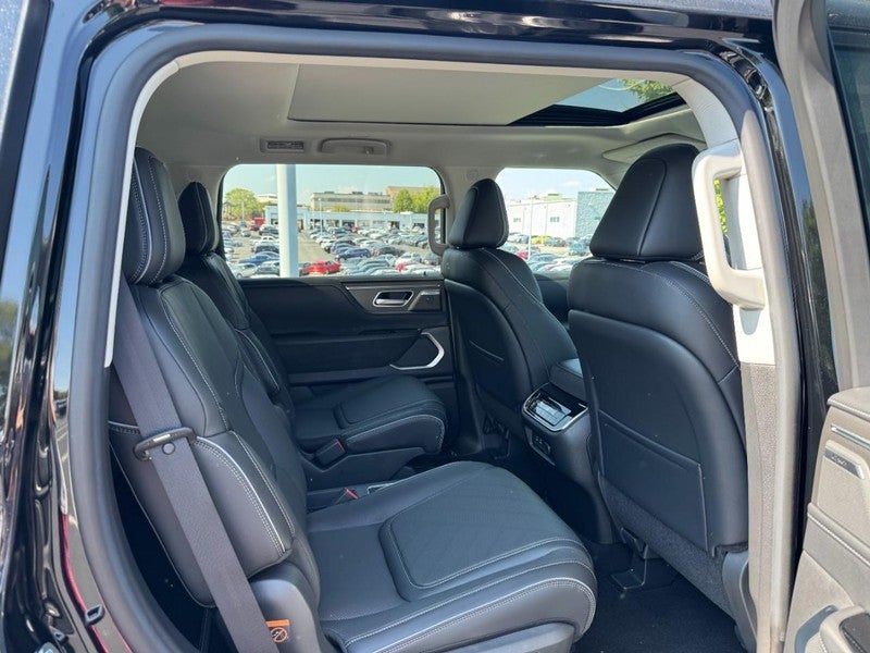 2026 INFINITI QX80 LUXE AWD