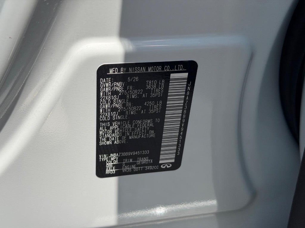 2027 INFINITI QX80 LUXE AWD