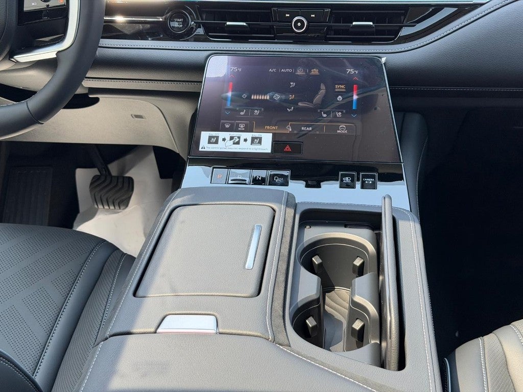 2027 INFINITI QX80 LUXE AWD