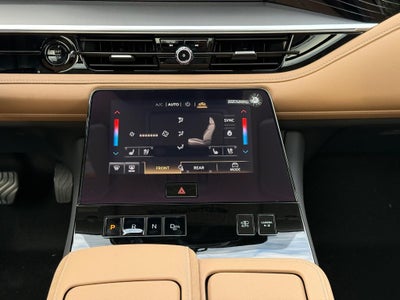 2027 INFINITI QX80 LUXE AWD