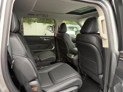 2027 INFINITI QX80 LUXE AWD