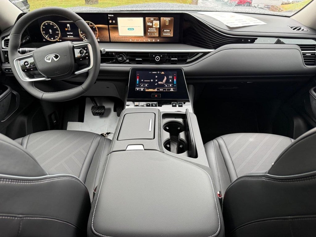 2027 INFINITI QX80 LUXE AWD