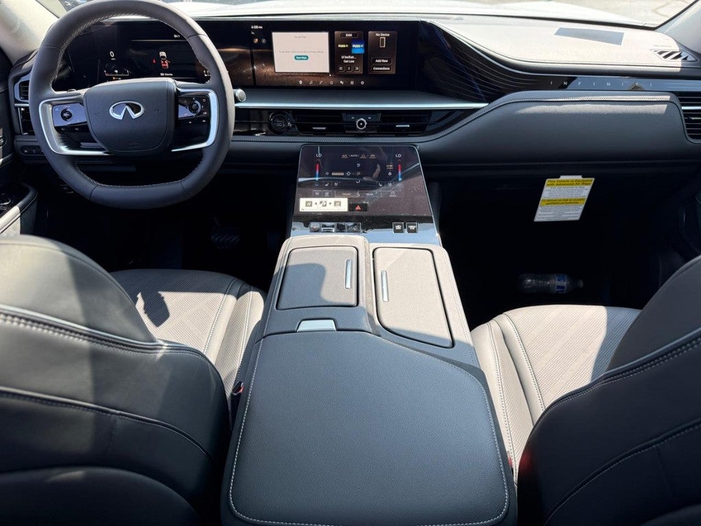 2027 INFINITI QX80 LUXE AWD