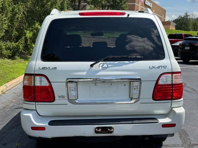 2005 Lexus LX 470 4dr SUV