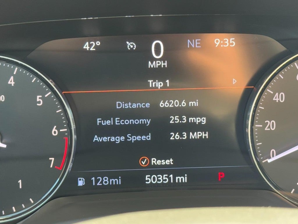 2022 Buick Envision FWD 4dr Essence