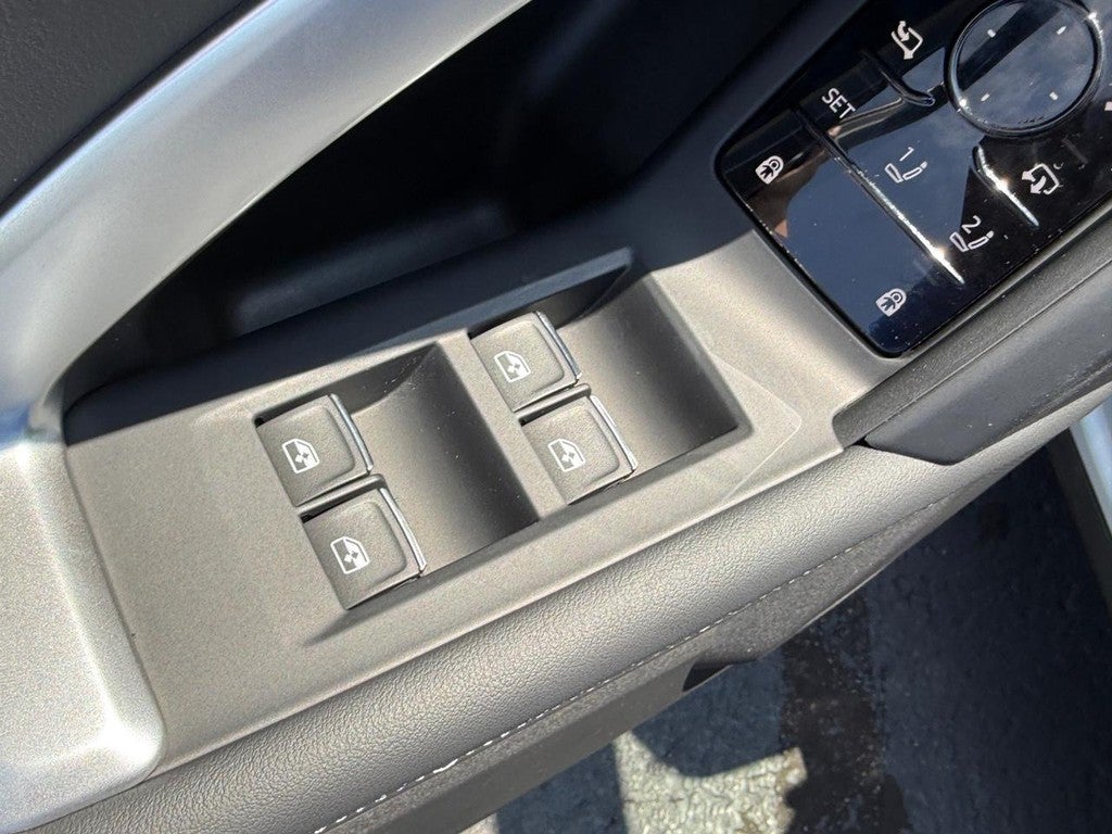 2025 Audi Q5 Premium Plus 2.0 TFSI quattro