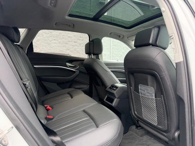 2024 Audi Q8 e-tron Premium Plus quattro