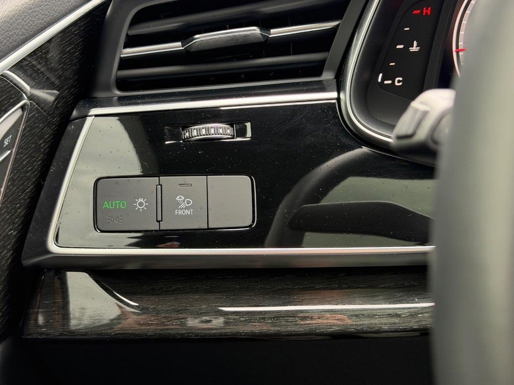 2025 Audi Q7 Premium 45 TFSI quattro