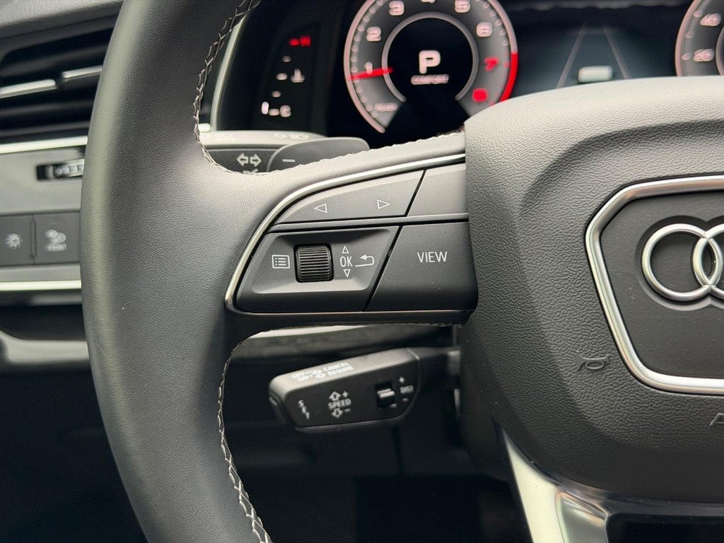2025 Audi Q7 Premium 45 TFSI quattro