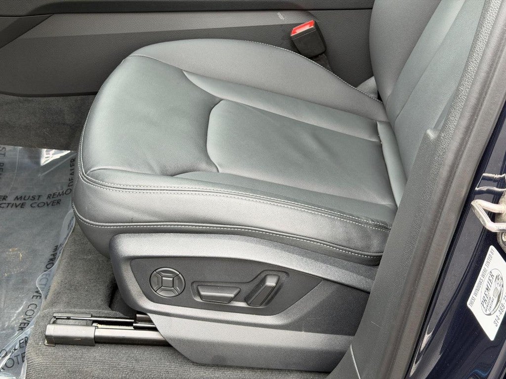 2025 Audi Q7 Premium 45 TFSI quattro