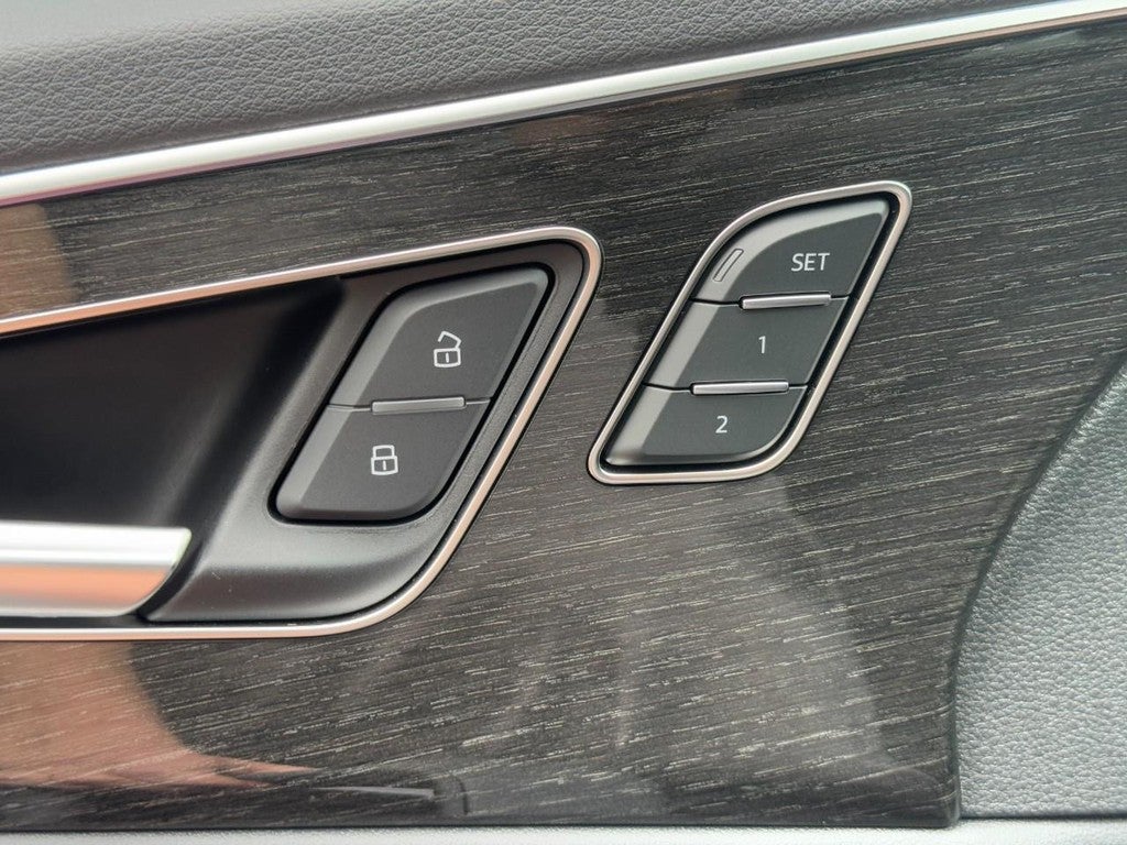 2025 Audi Q7 Premium 45 TFSI quattro