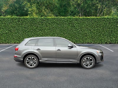 2025 Audi Q7 Premium 45 TFSI quattro