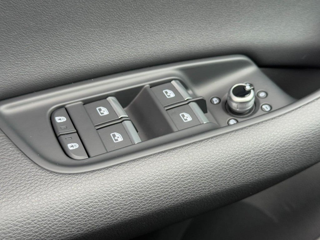 2025 Audi Q7 Premium 45 TFSI quattro