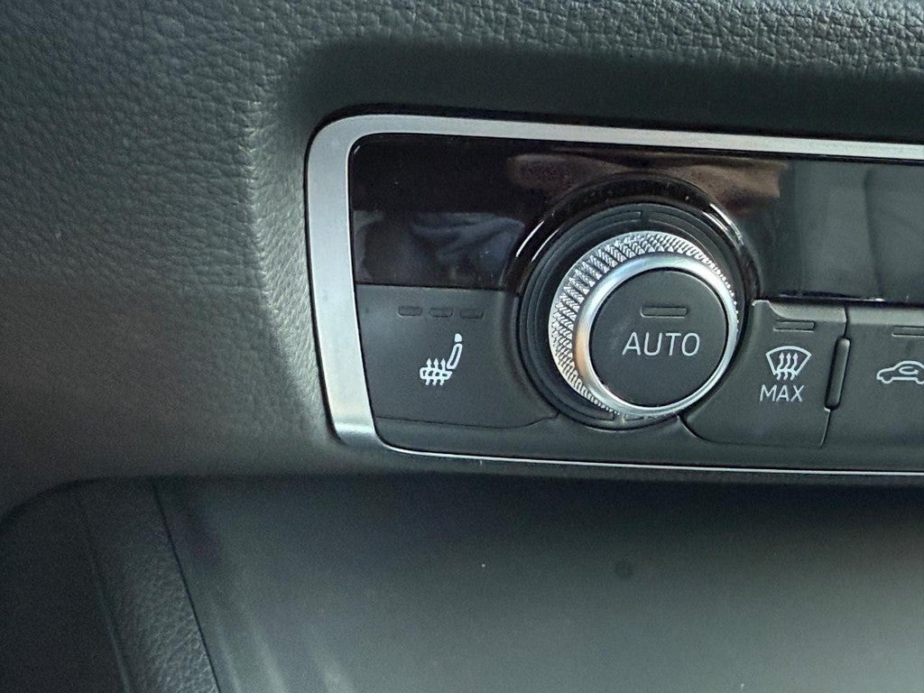 2025 Audi Q3 S line Premium 45 TFSI quattro