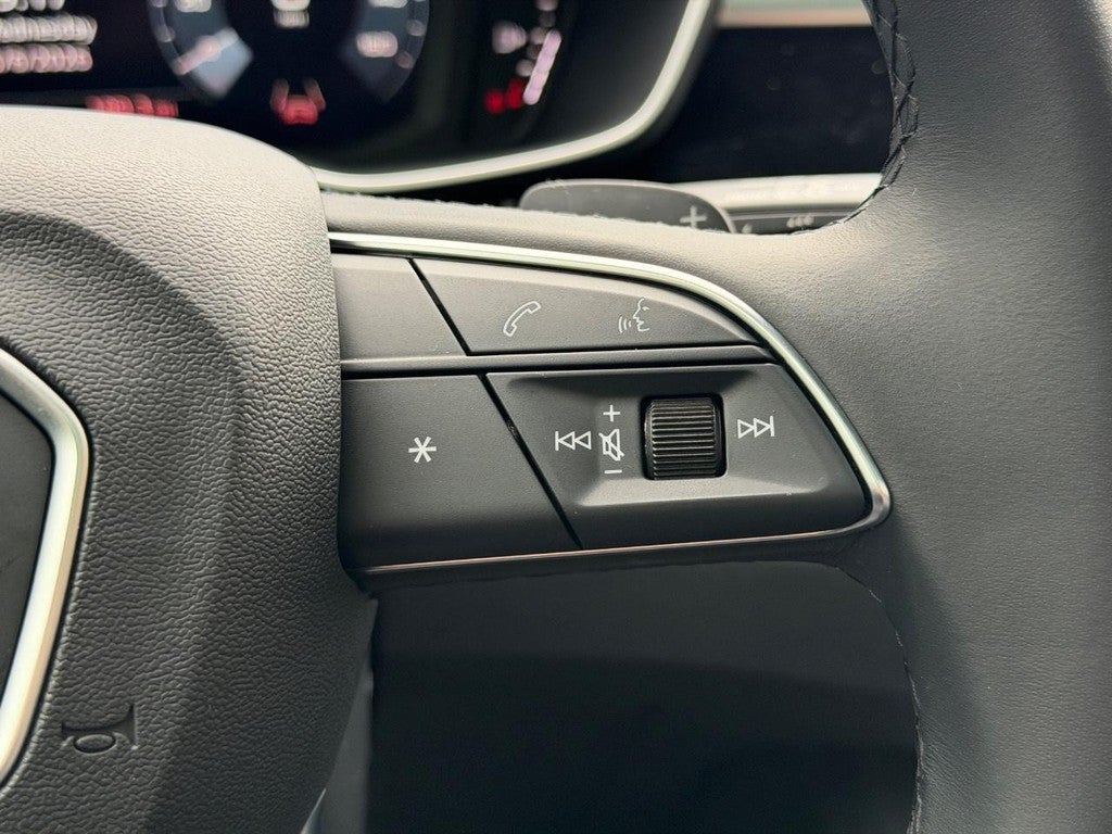 2023 Audi Q3 S line Premium Plus 45 TFSI quattro