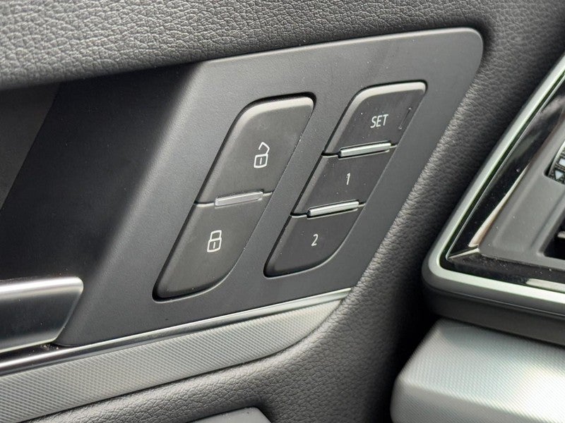 2025 Audi Q5 S line Premium 45 TFSI quattro