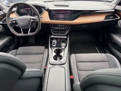 2023 Audi e-tron GT Prestige quattro